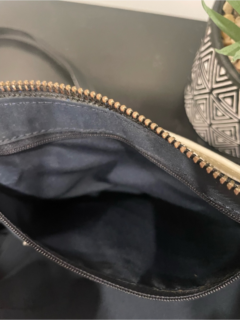 Vintage Cole Haan Cream Leather Crossbody - Picture 5 of 8